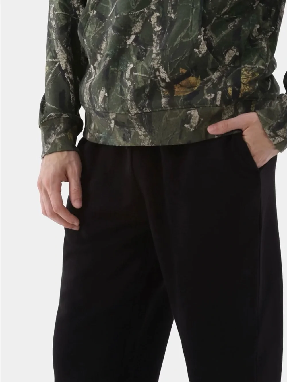 NWT - Soft Fleece Jogger Pants, 30